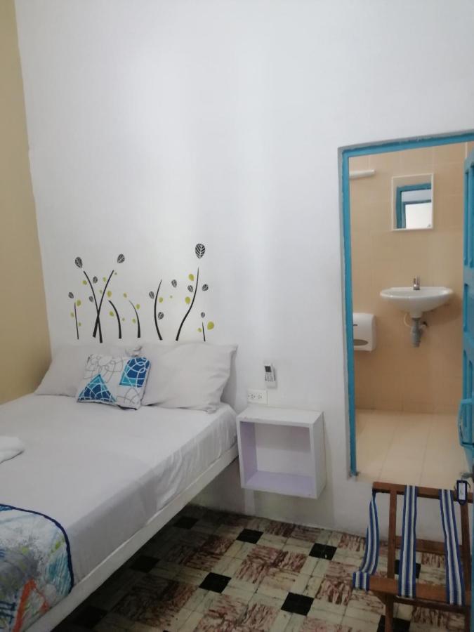 Hostal 1811 Cartagena Bagian luar foto